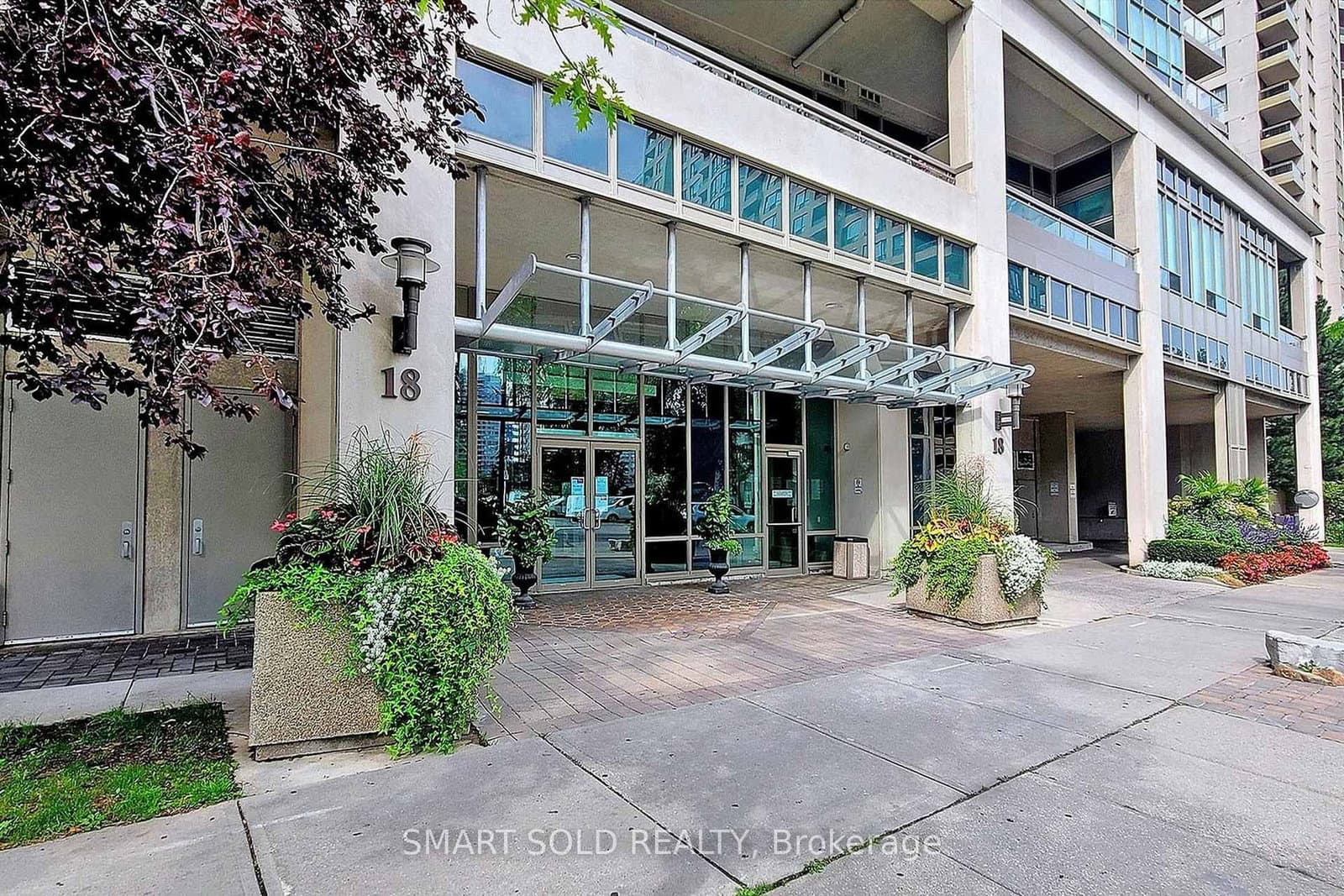 18 Parkview Avenue, Unit 1512 thumbnail 2