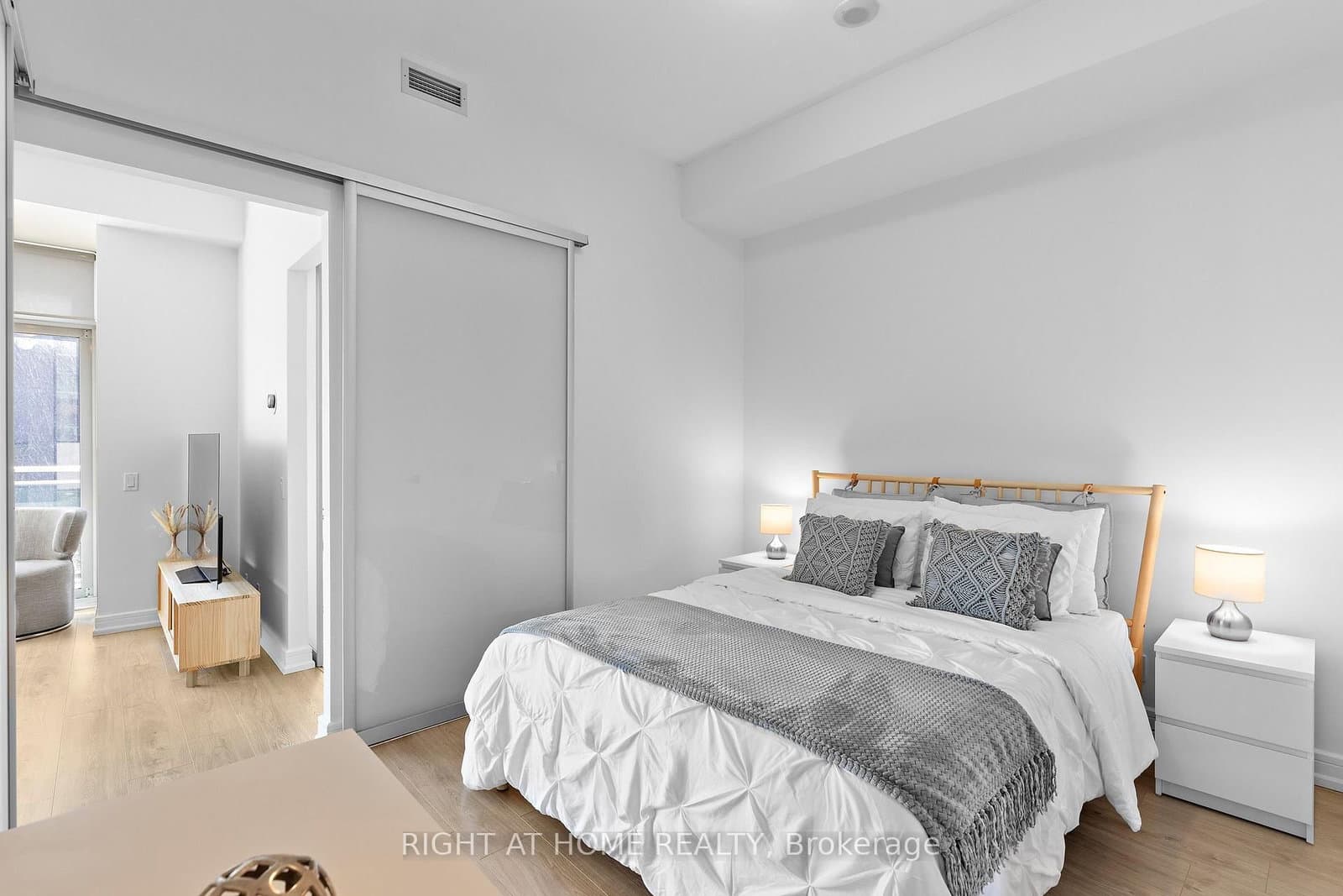 116 George Street, Unit N505 thumbnail 11