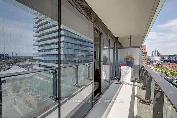 70 Distillery Lane, Unit 805 thumbnail 20