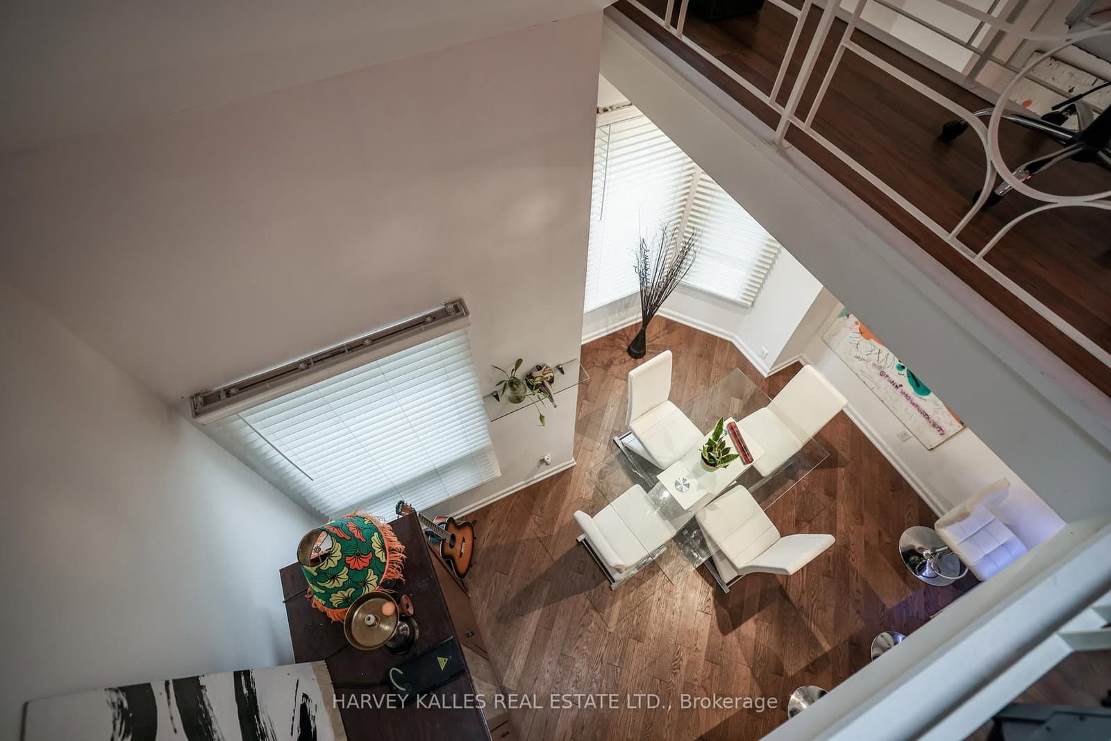 530 Richmond Street W thumbnail 14
