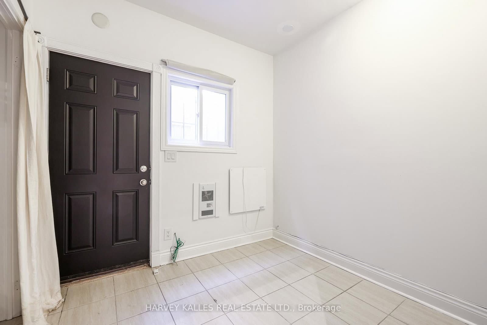 530 Richmond Street W thumbnail 26