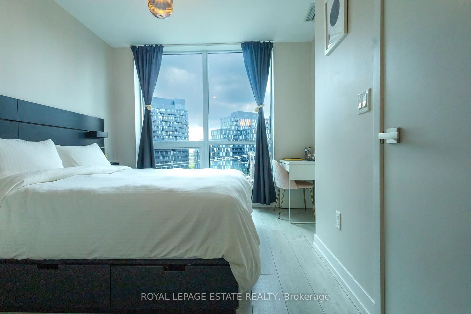 31 Tippett Road, Unit 657 thumbnail 16