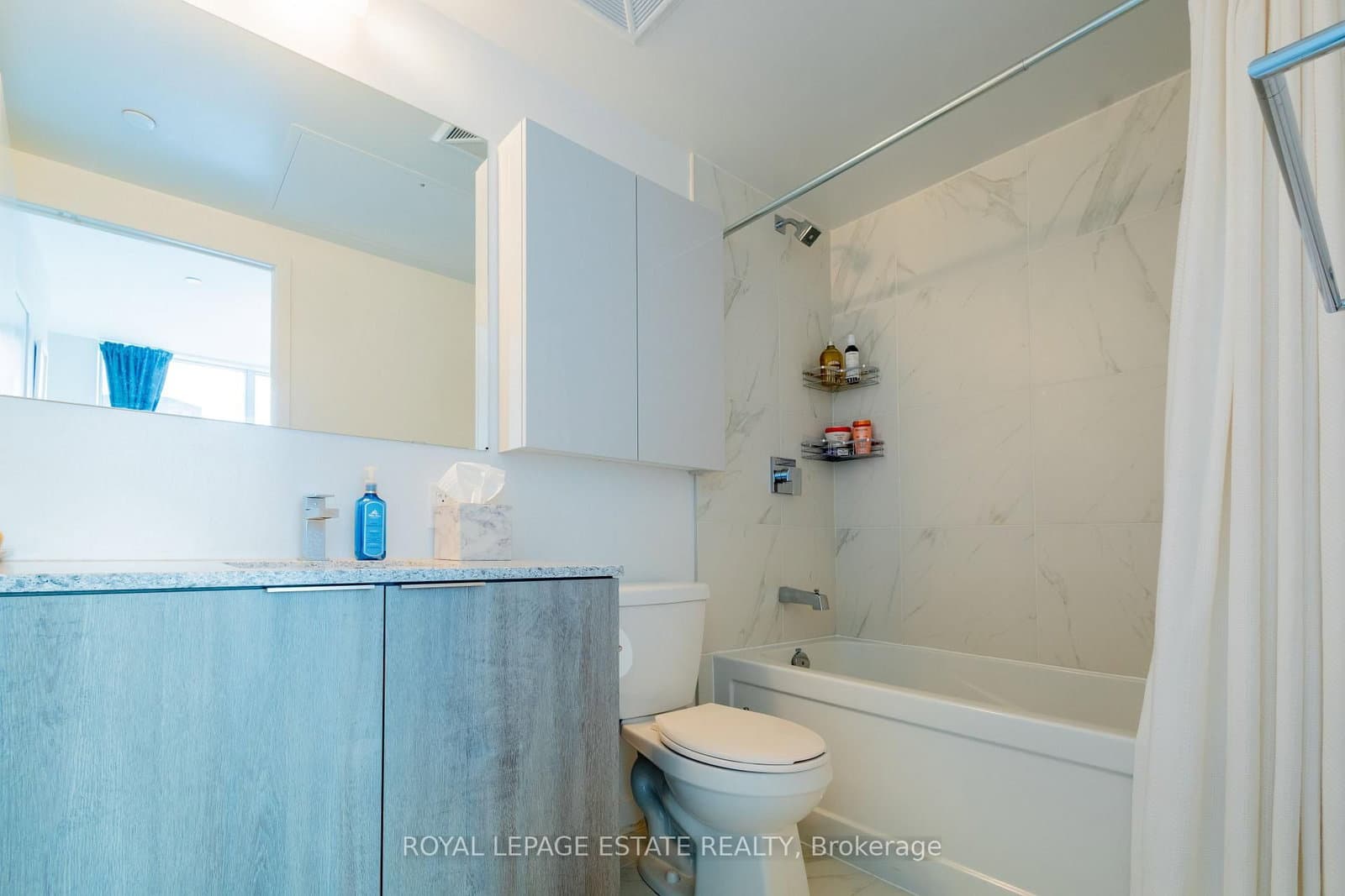 31 Tippett Road, Unit 657 thumbnail 19