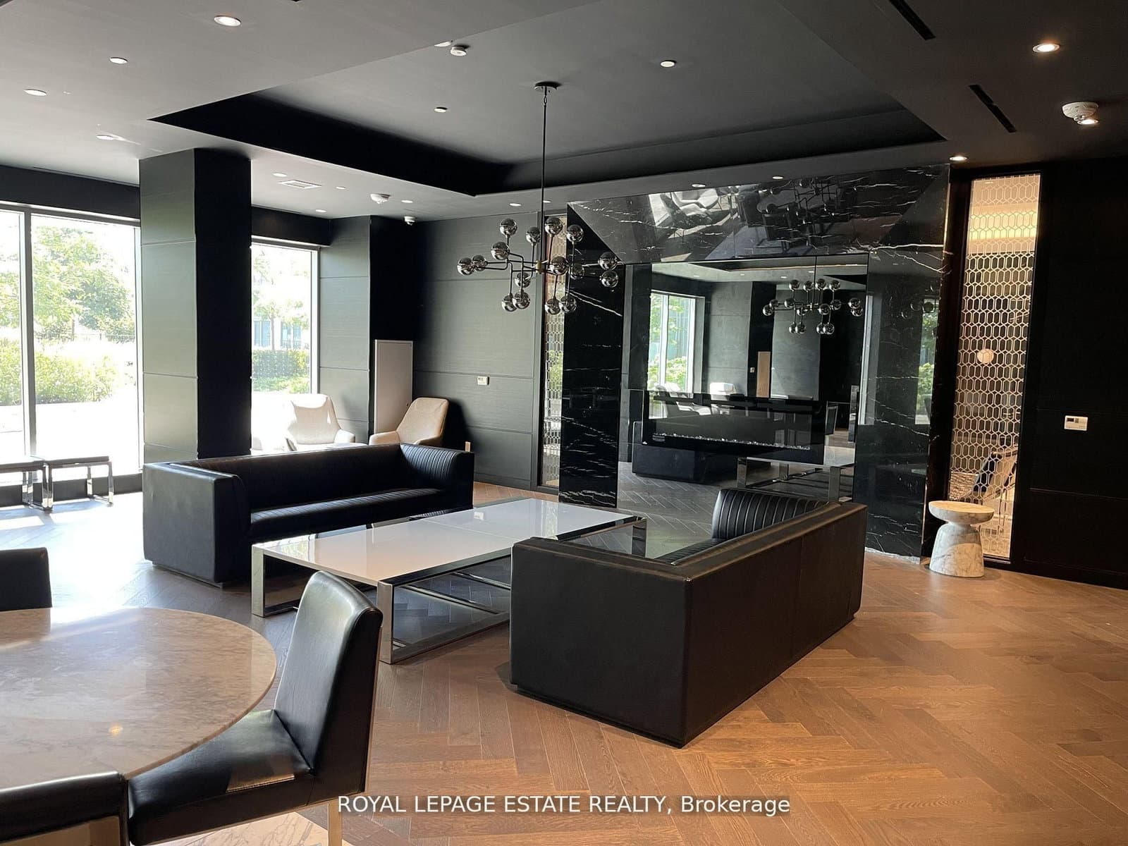31 Tippett Road, Unit 657 thumbnail 25