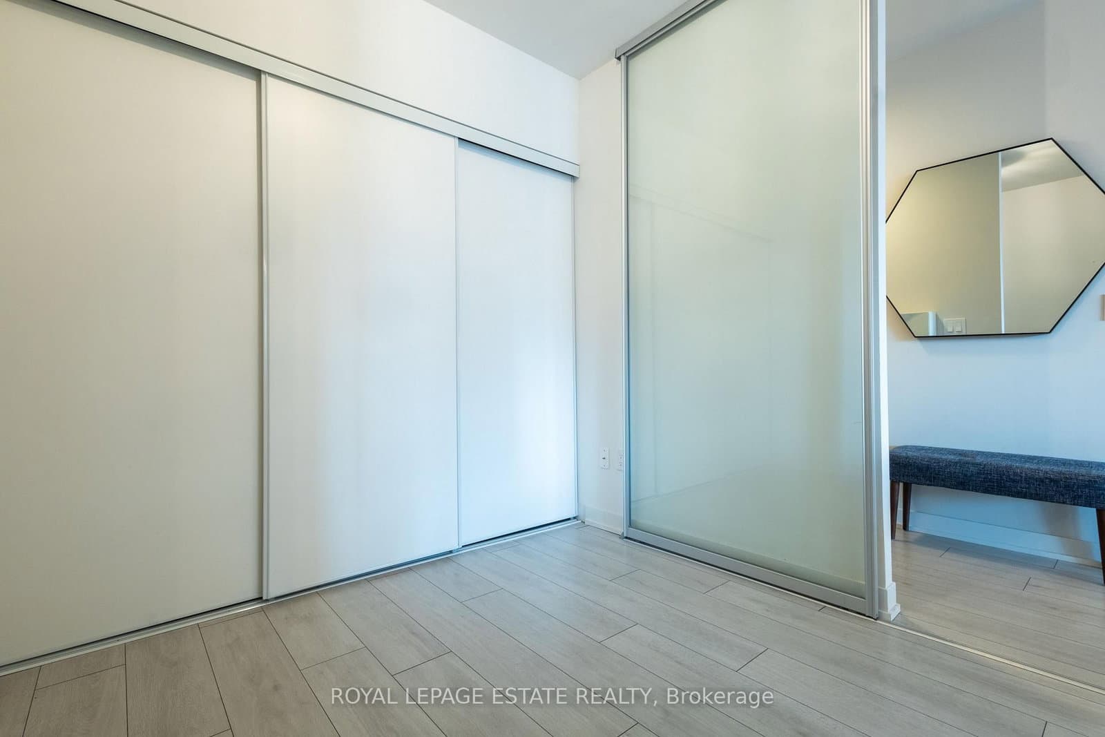 31 Tippett Road, Unit 657 thumbnail 8