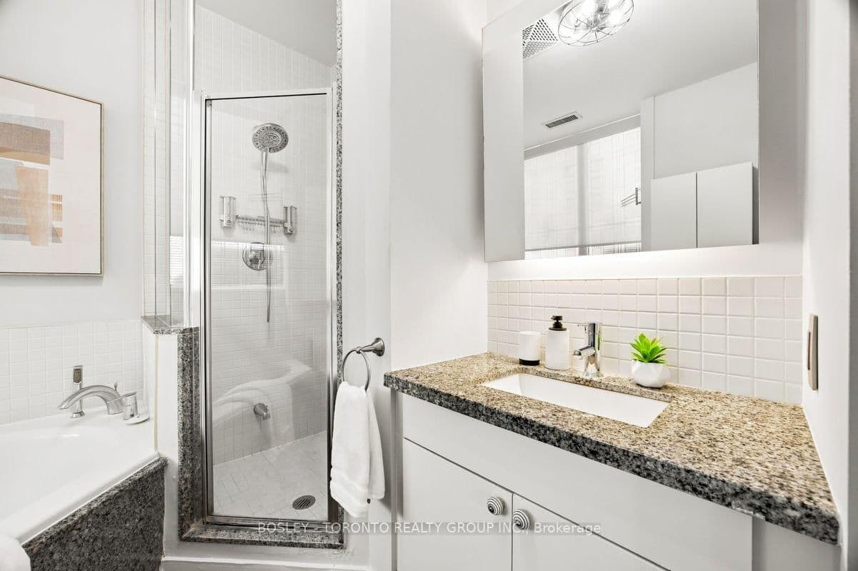 1005 King Street W, Unit 338 thumbnail 15