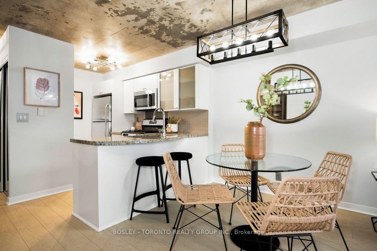1005 King Street W, Unit 338 thumbnail 7