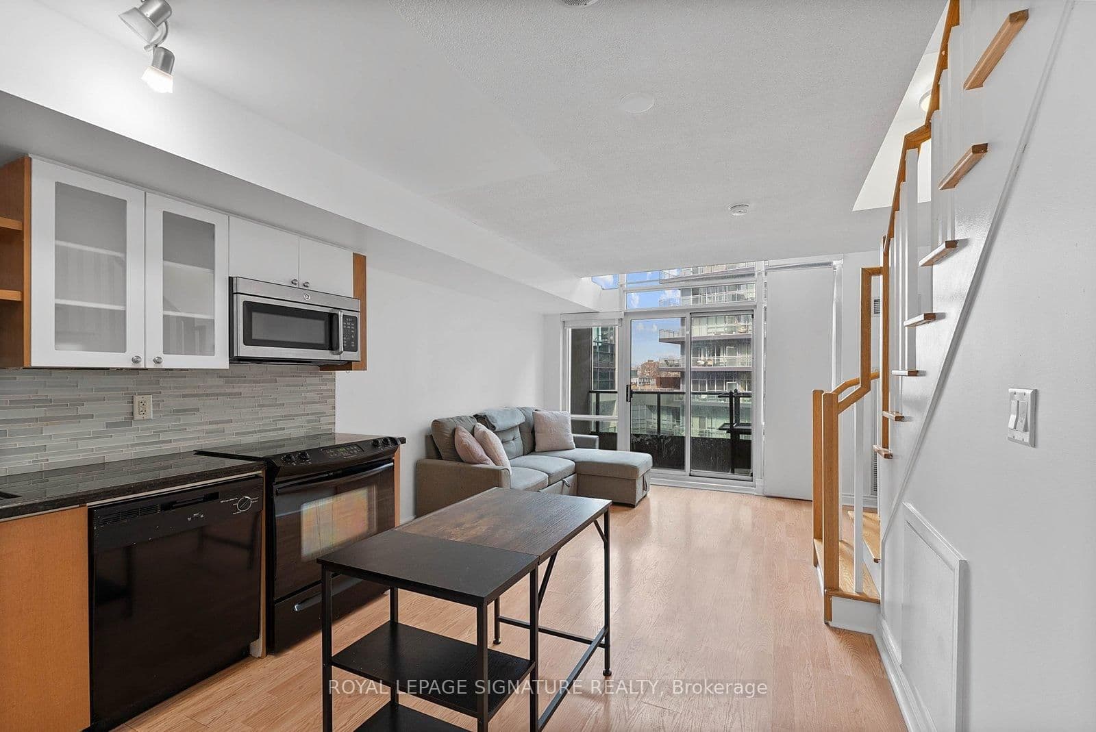 600 Fleet Street, Unit 831 - Image 1