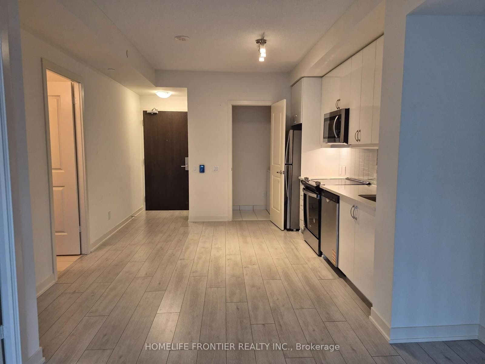 4955 Yonge Street, Unit 1915 thumbnail 2