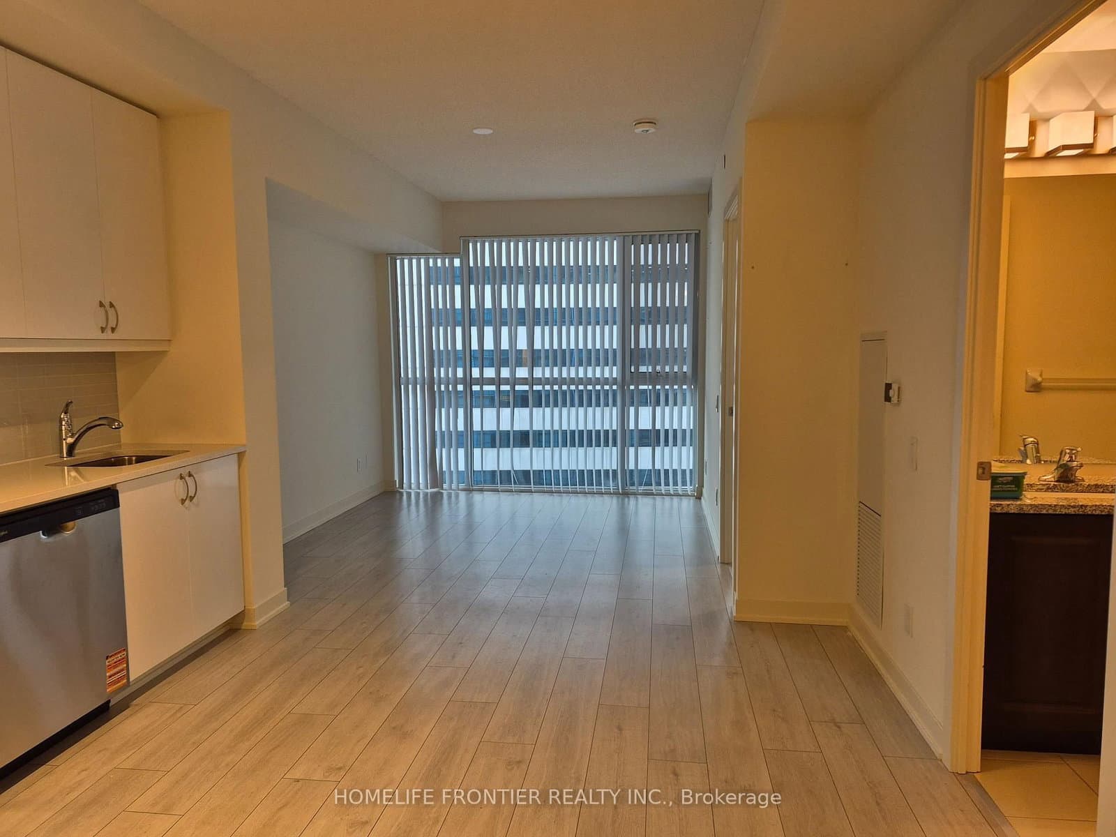 4955 Yonge Street, Unit 1915 thumbnail 7