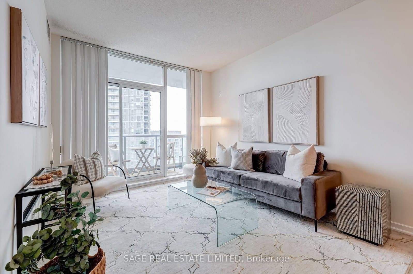 70 Forest Manor Road, Unit 1303 thumbnail 9
