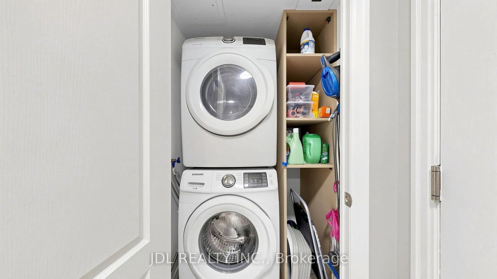 21 Hillcrest Avenue, Unit 2005 thumbnail 14