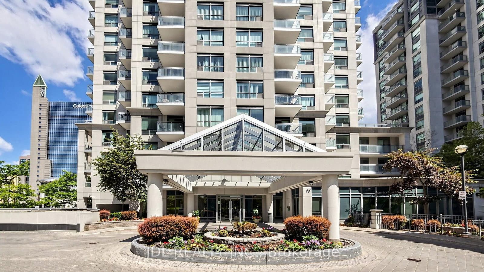 21 Hillcrest Avenue, Unit 2005 thumbnail 17