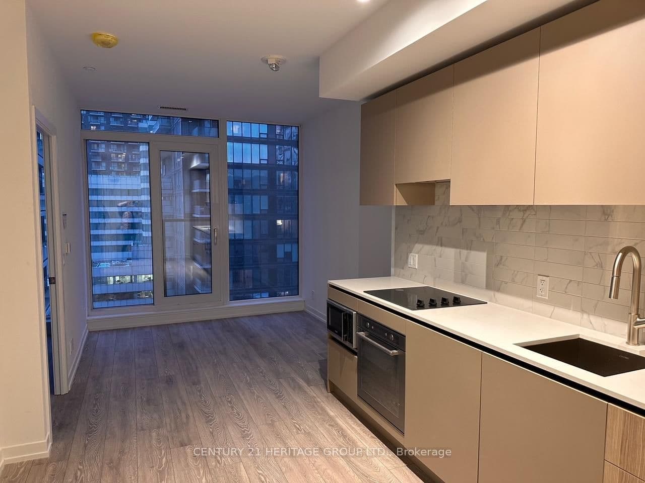 55 Mercer Street, Unit 1807 thumbnail 2