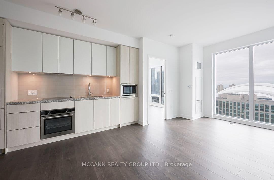 115 Blue Jays Way, Unit 2805 thumbnail 4