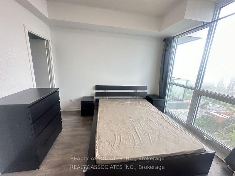 32 Forest Manor Road, Unit 1710 thumbnail 9