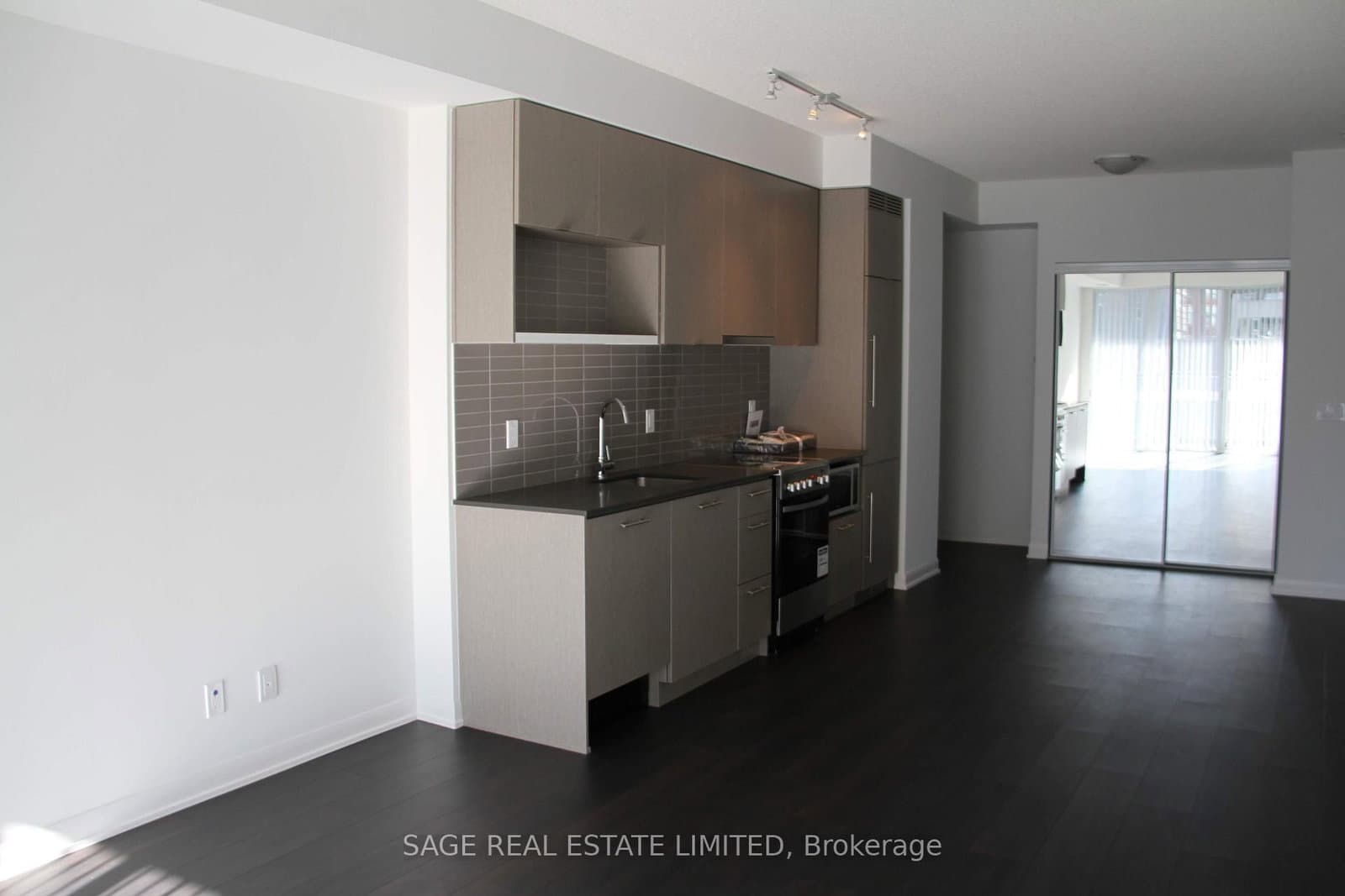 435 Richmond Street, Unit 304 - Image 1