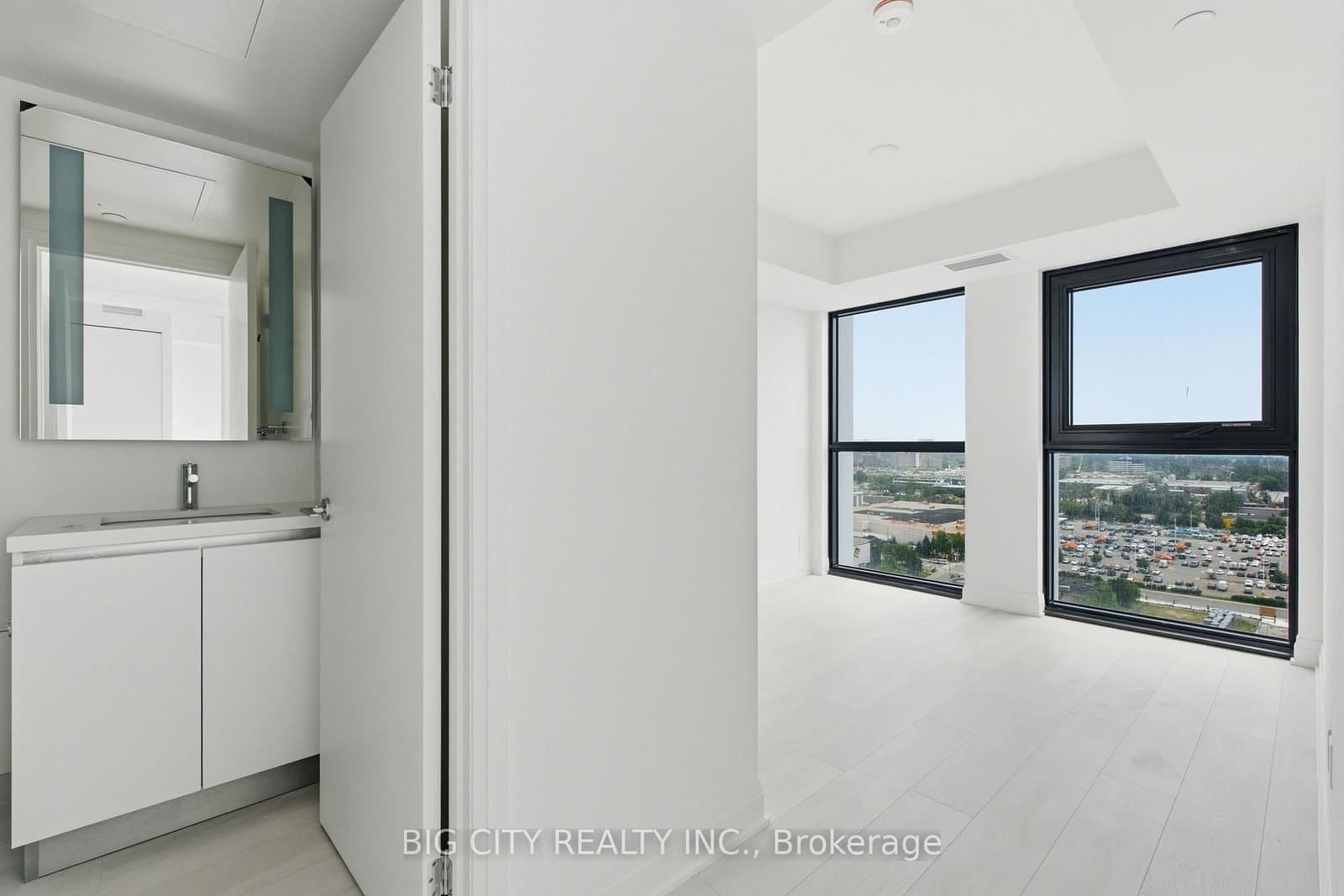 25 Frederick Todd Way, Unit 1511 thumbnail 16