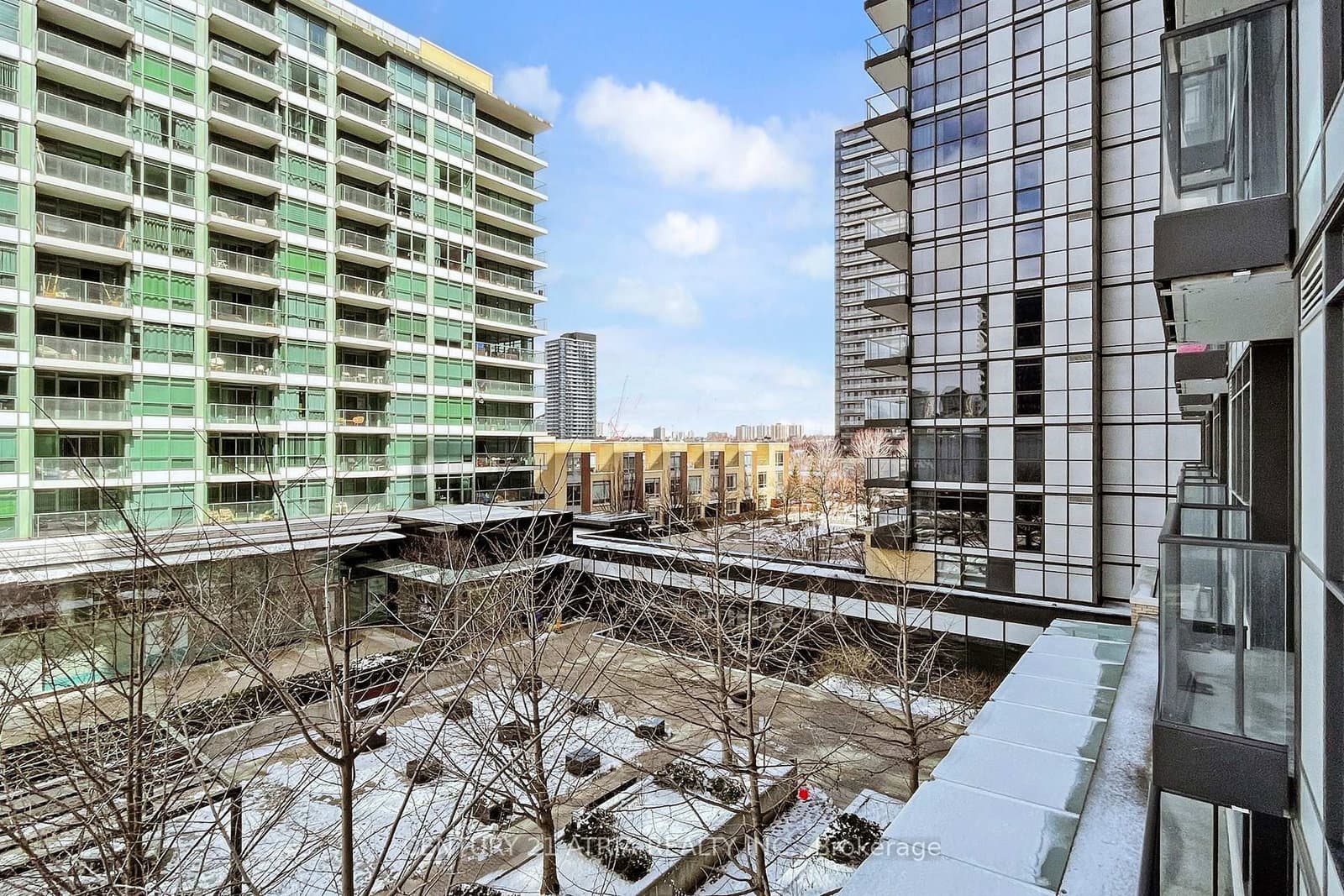 19 Singer Court, Unit 310 thumbnail 16