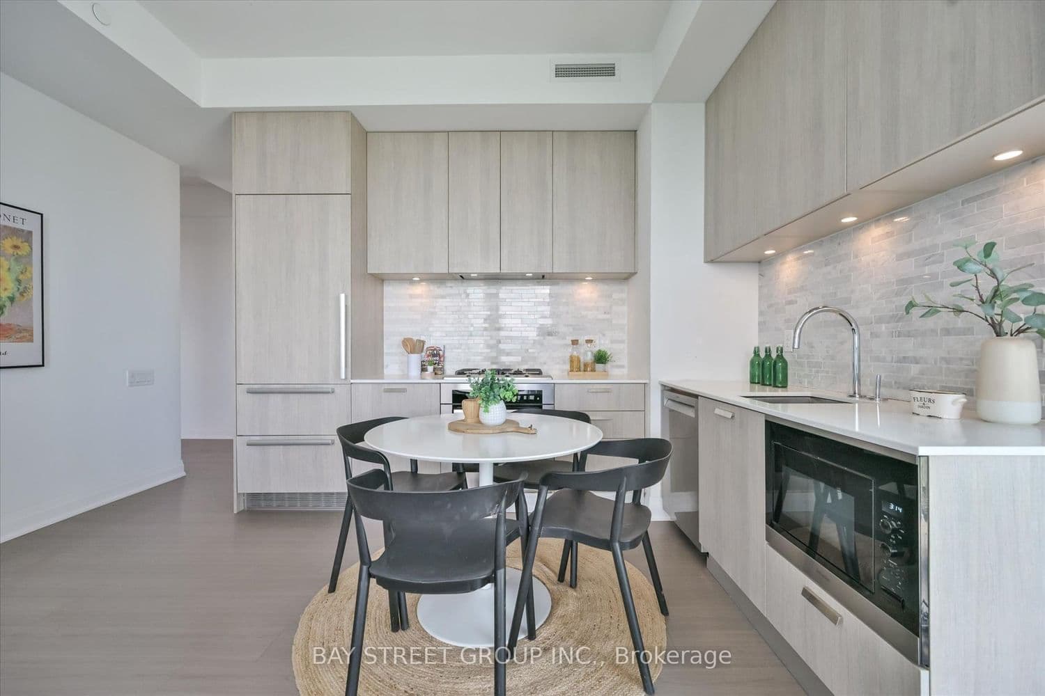 50 Charles Street E, Unit LPH4706 thumbnail 16
