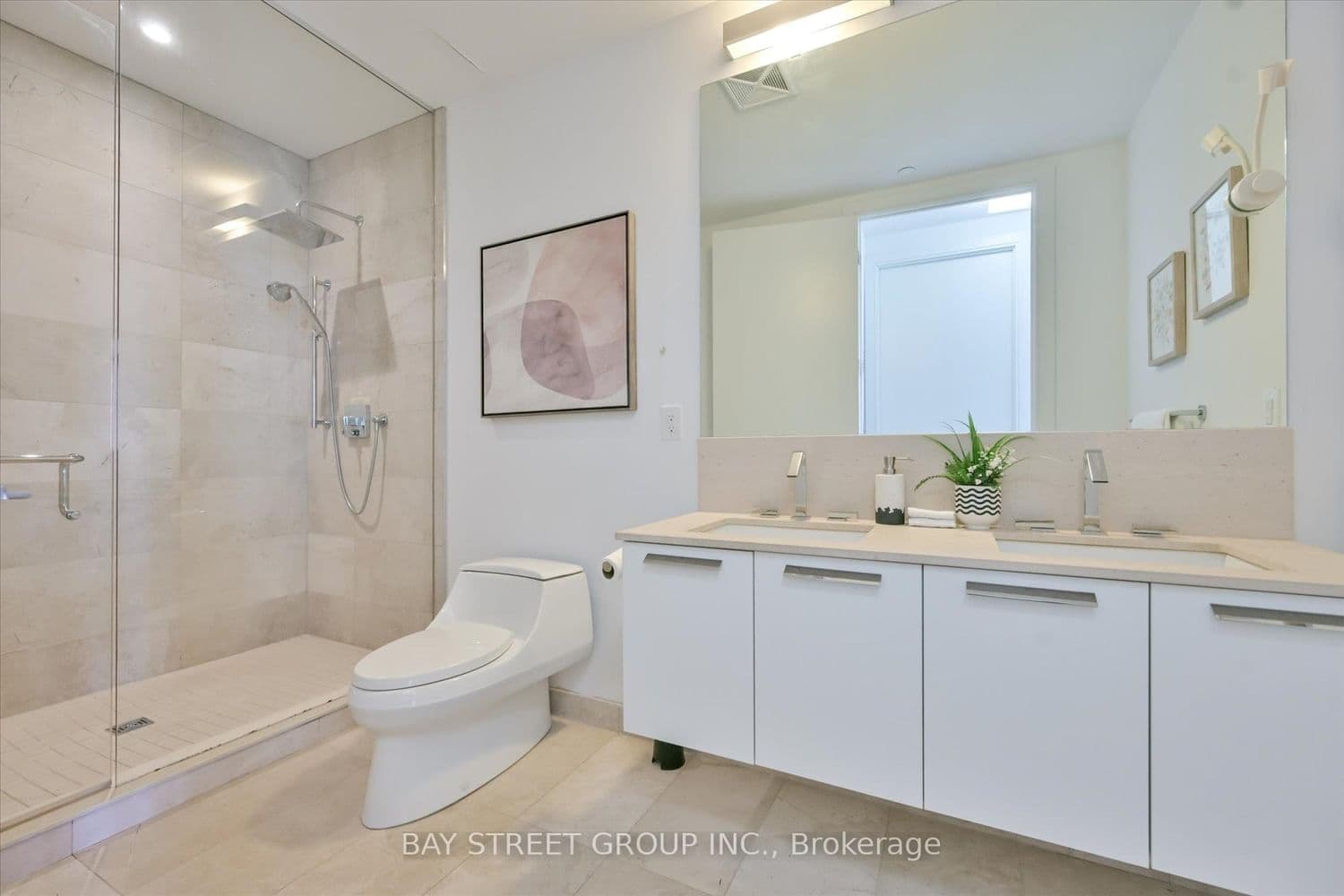 50 Charles Street E, Unit LPH4706 thumbnail 22