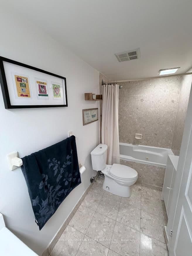 55 Centre Avenue, Unit 2003 thumbnail 14