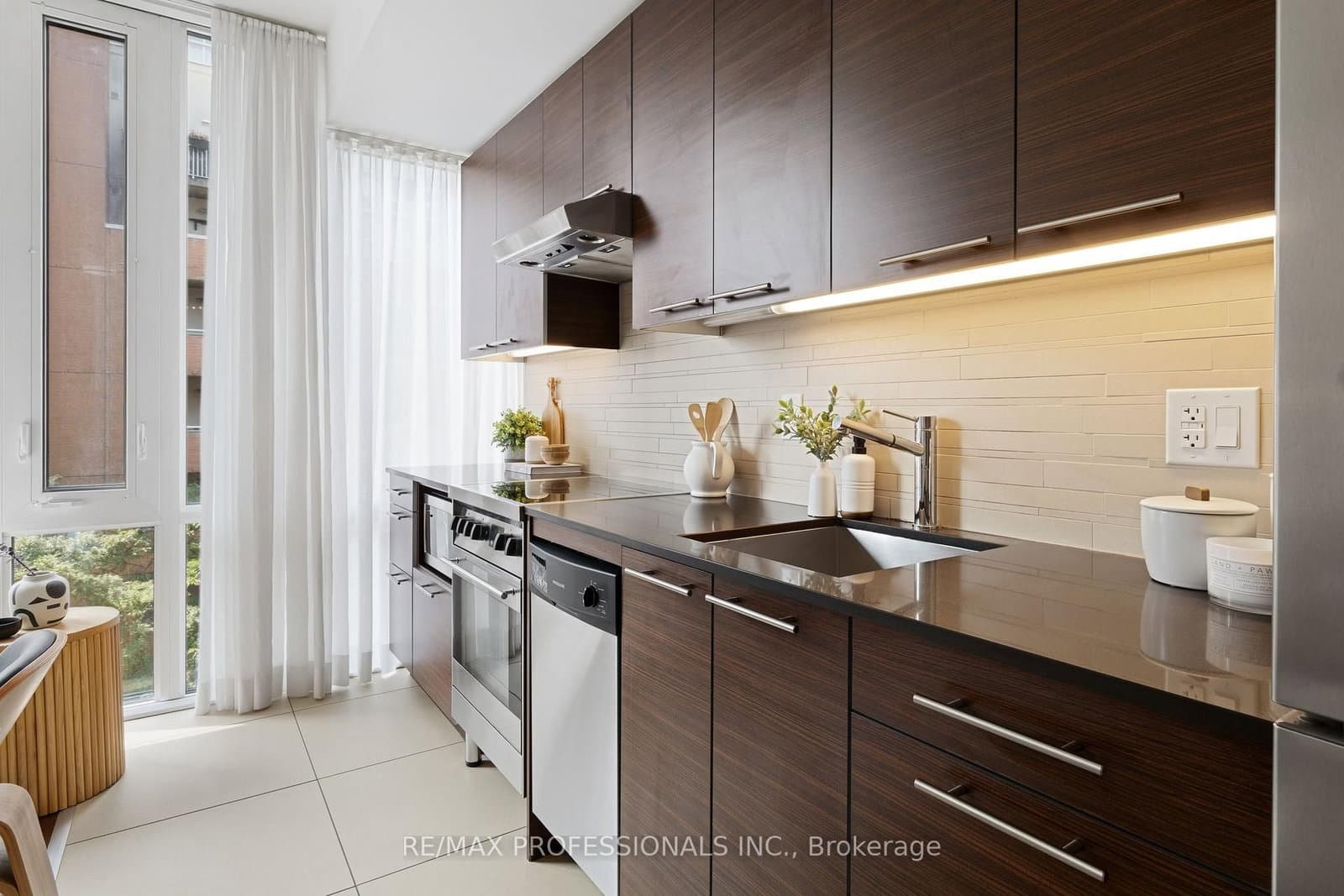 3 Market Street, Unit 422 thumbnail 20