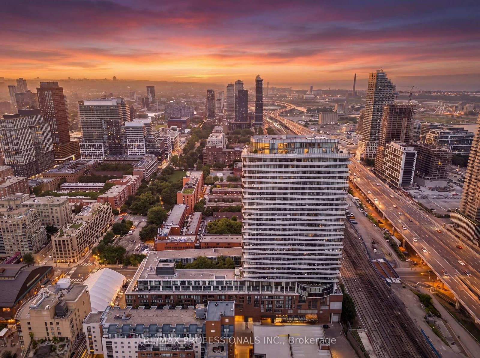 3 Market Street, Unit 422 thumbnail 30