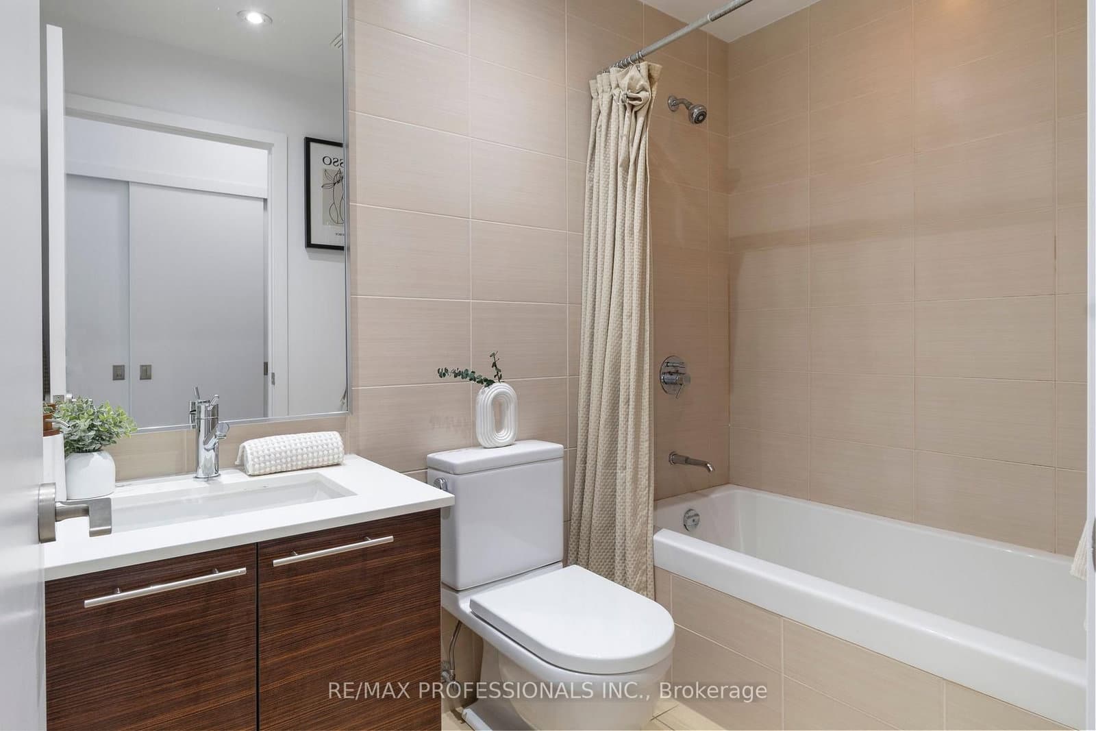 3 Market Street, Unit 422 thumbnail 9