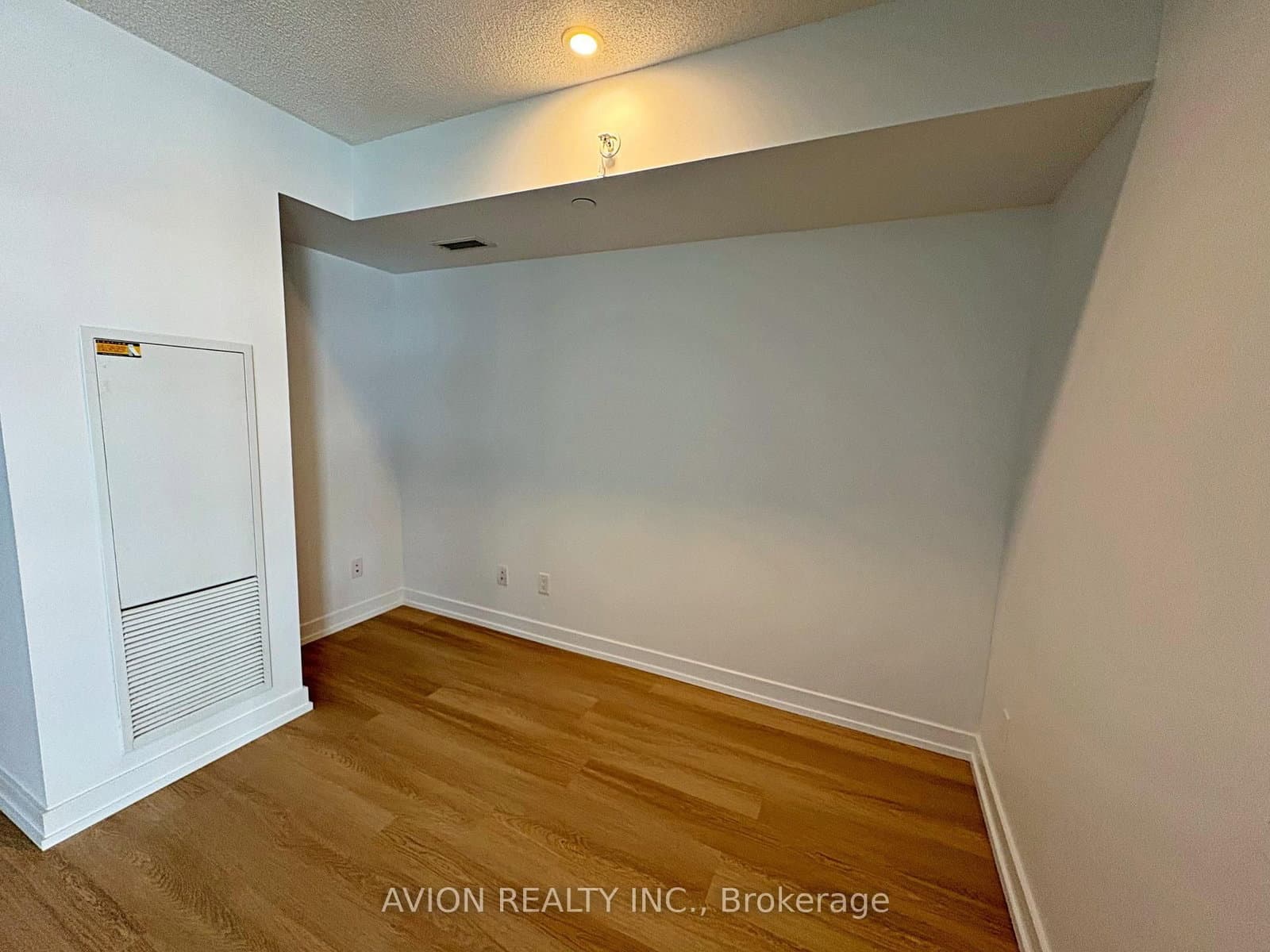19 Bathurst Street, Unit 1609 thumbnail 10
