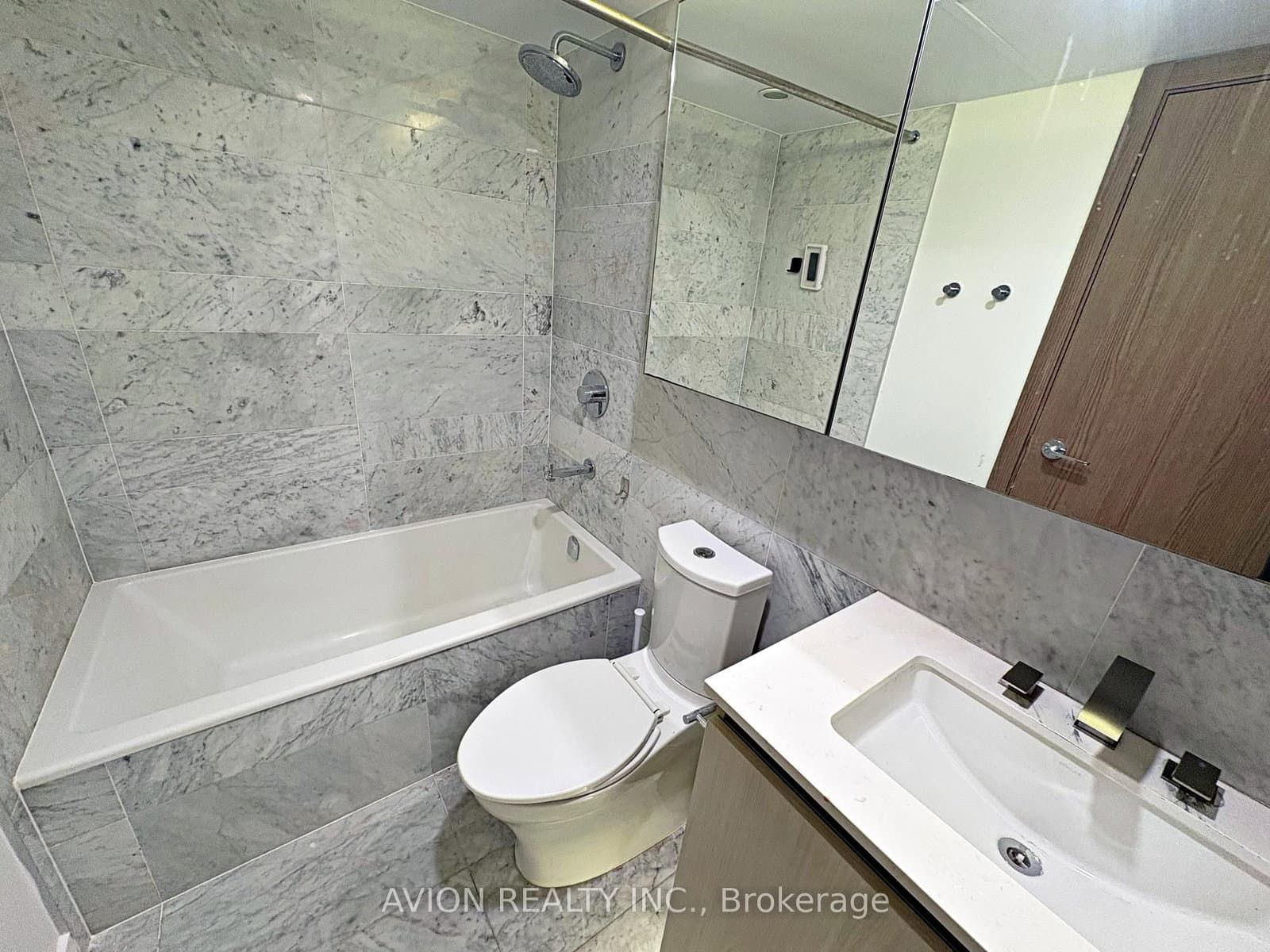 19 Bathurst Street, Unit 1609 thumbnail 12