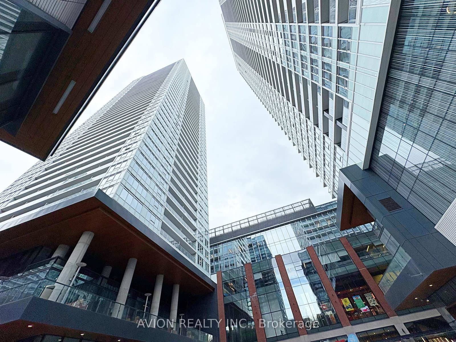 19 Bathurst Street, Unit 1609 thumbnail 2