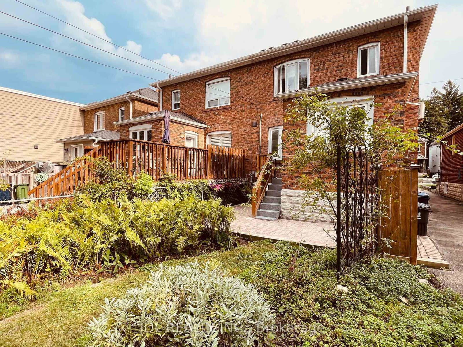 280 Fairlawn Avenue thumbnail 21