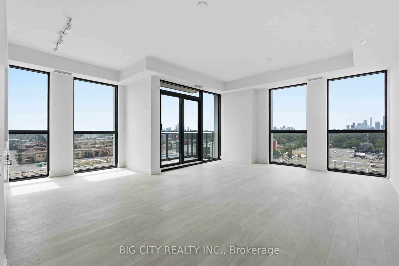 25 Frederick Todd Way, Unit 1002 thumbnail 3