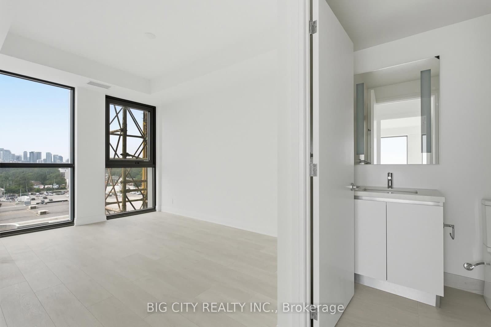 25 Frederick Todd Way, Unit 1002 thumbnail 8