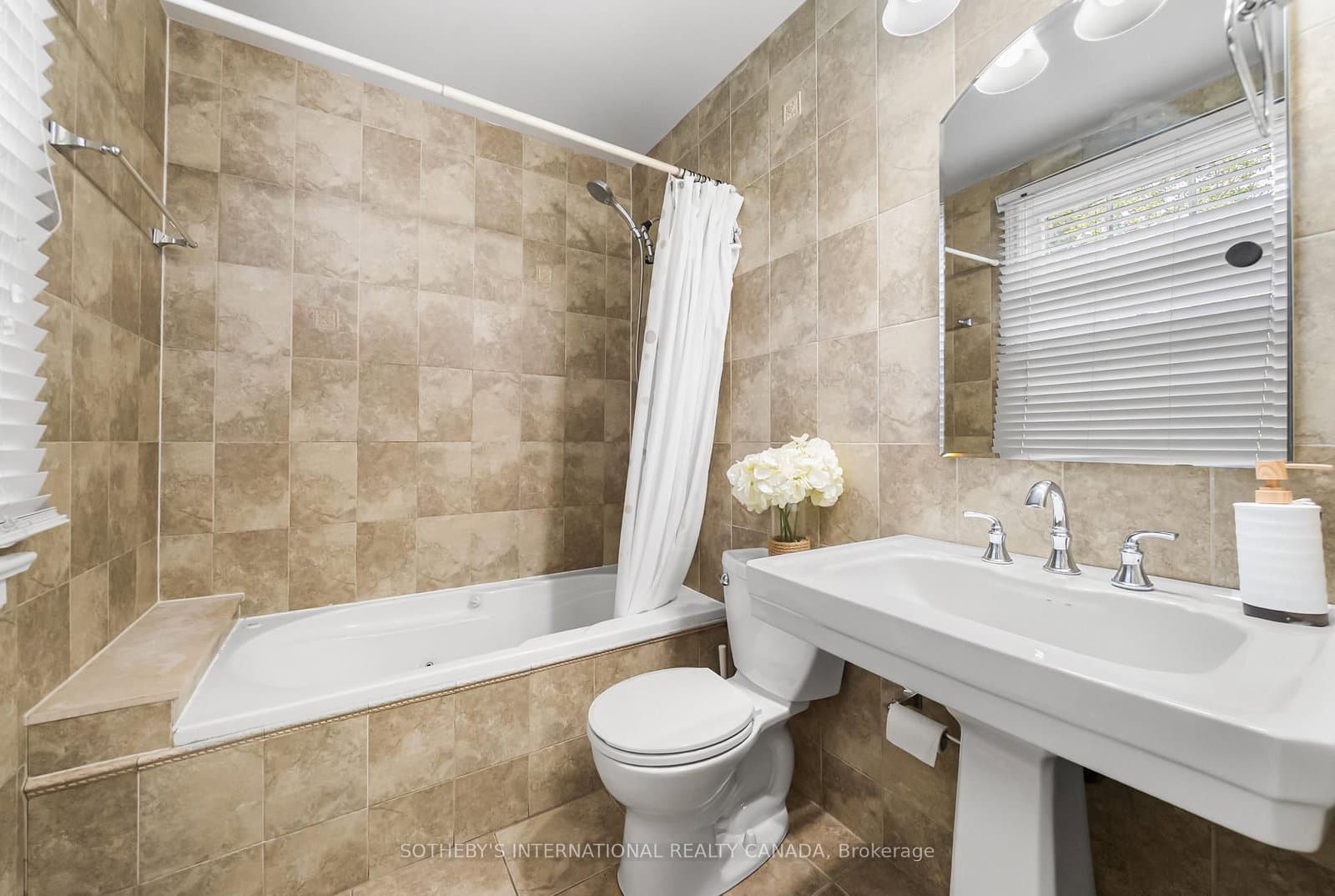 29 Highbourne Avenue thumbnail 21