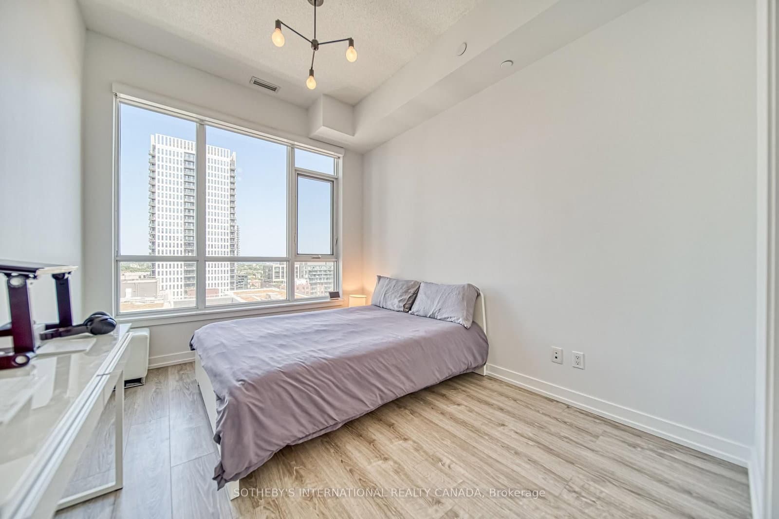 200 Sackville Street, Unit PH08 thumbnail 18