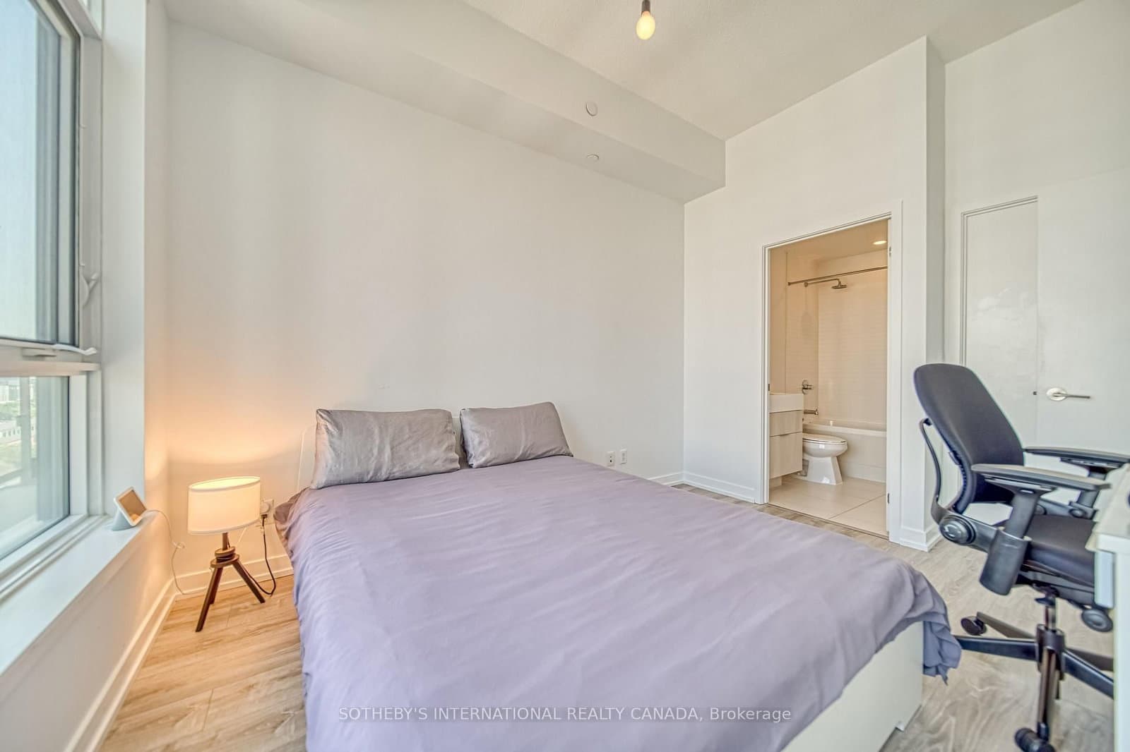 200 Sackville Street, Unit PH08 thumbnail 20