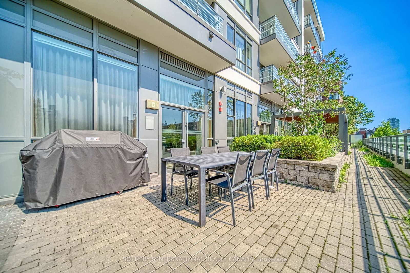 200 Sackville Street, Unit PH08 thumbnail 33