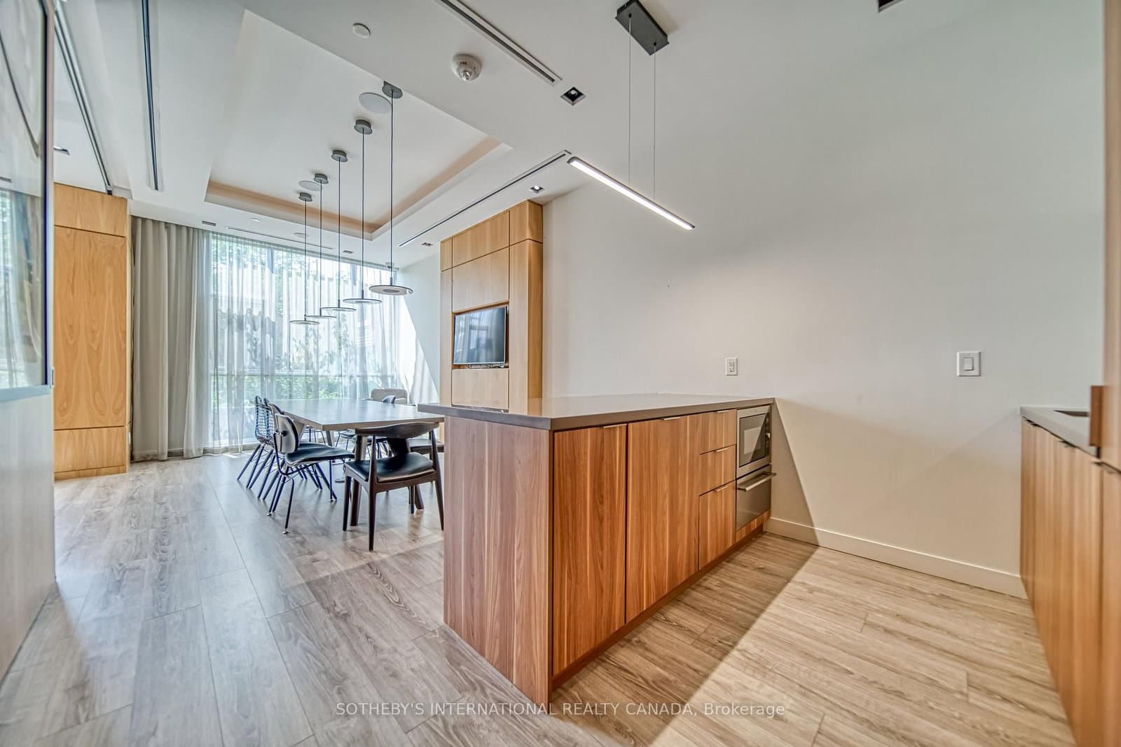200 Sackville Street, Unit PH08 thumbnail 35