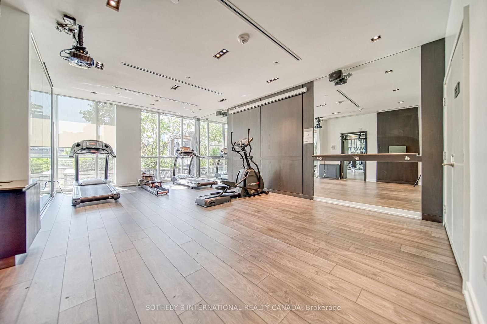 200 Sackville Street, Unit PH08 thumbnail 37