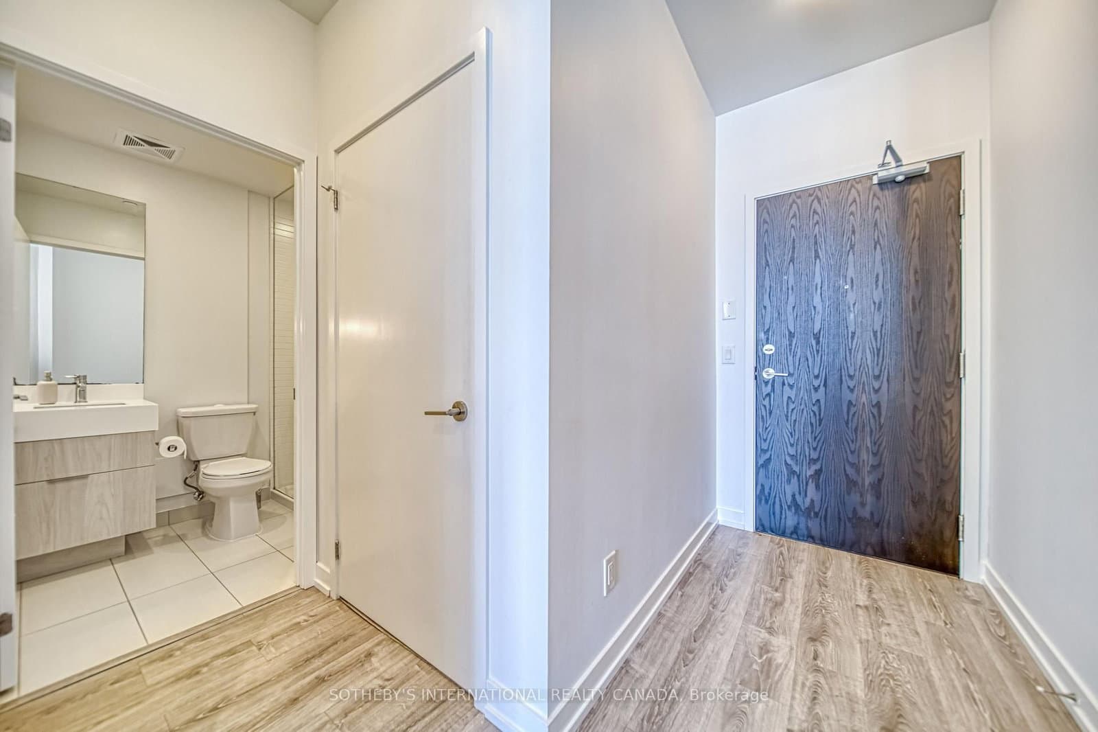 200 Sackville Street, Unit PH08 thumbnail 4