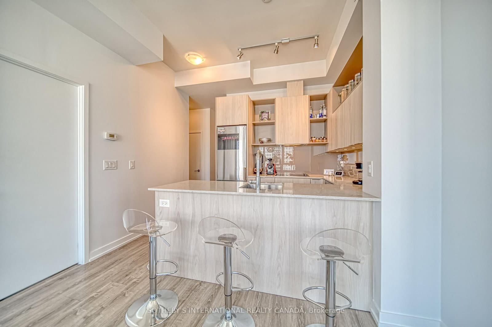 200 Sackville Street, Unit PH08 thumbnail 8
