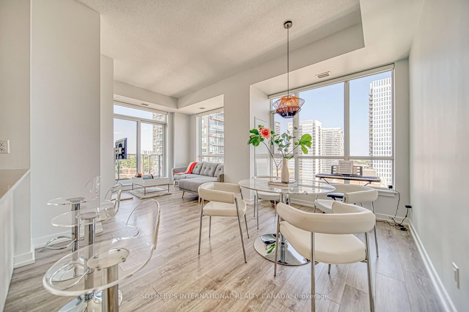 200 Sackville Street, Unit PH08 thumbnail 9