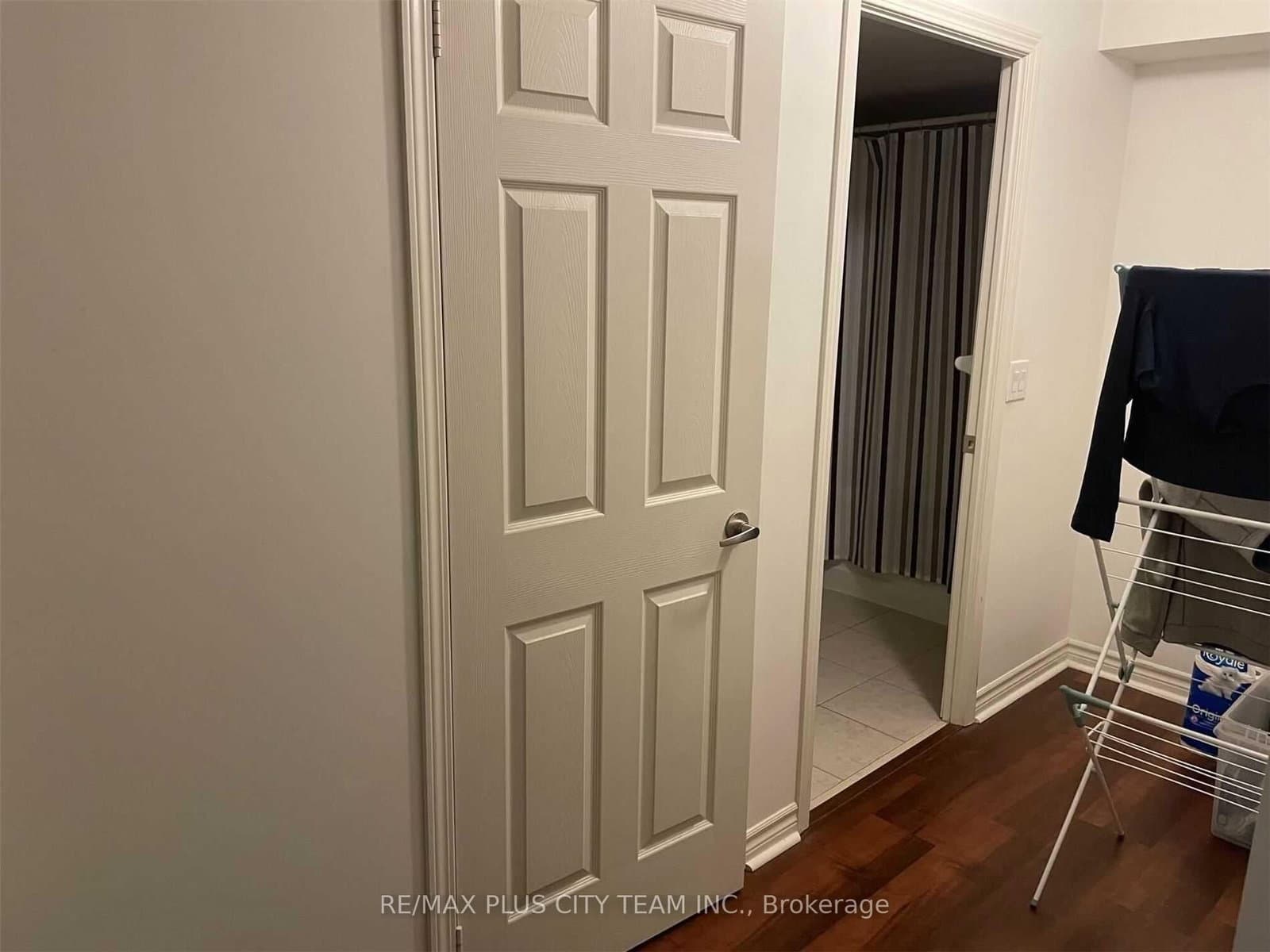 19 Grand Trunk Crescent, Unit 2907 thumbnail 8