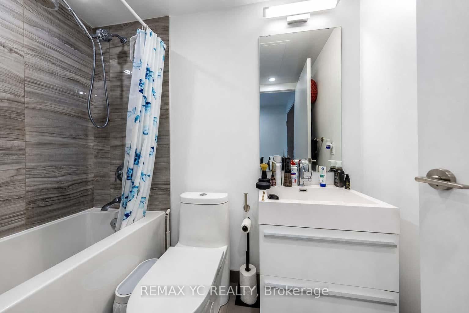 39 Roehampton Avenue, Unit 3708 thumbnail 15