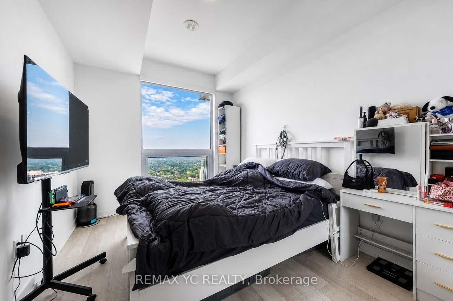 39 Roehampton Avenue, Unit 3708 thumbnail 16
