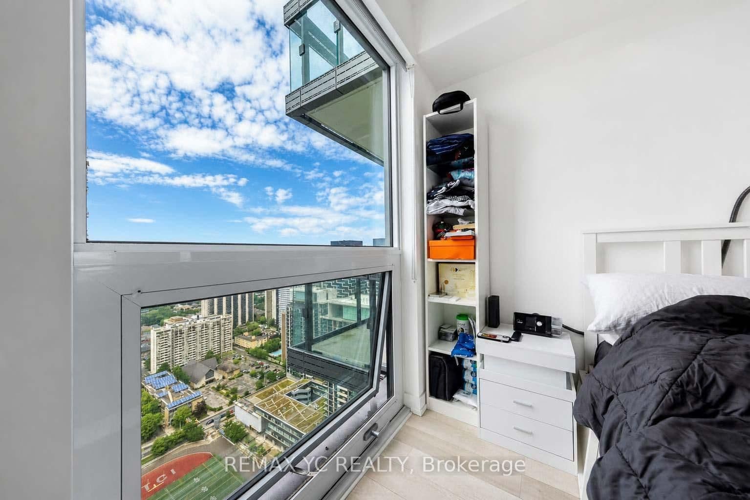 39 Roehampton Avenue, Unit 3708 thumbnail 17