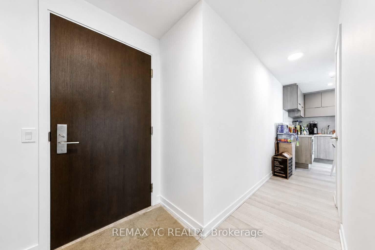 39 Roehampton Avenue, Unit 3708 thumbnail 2