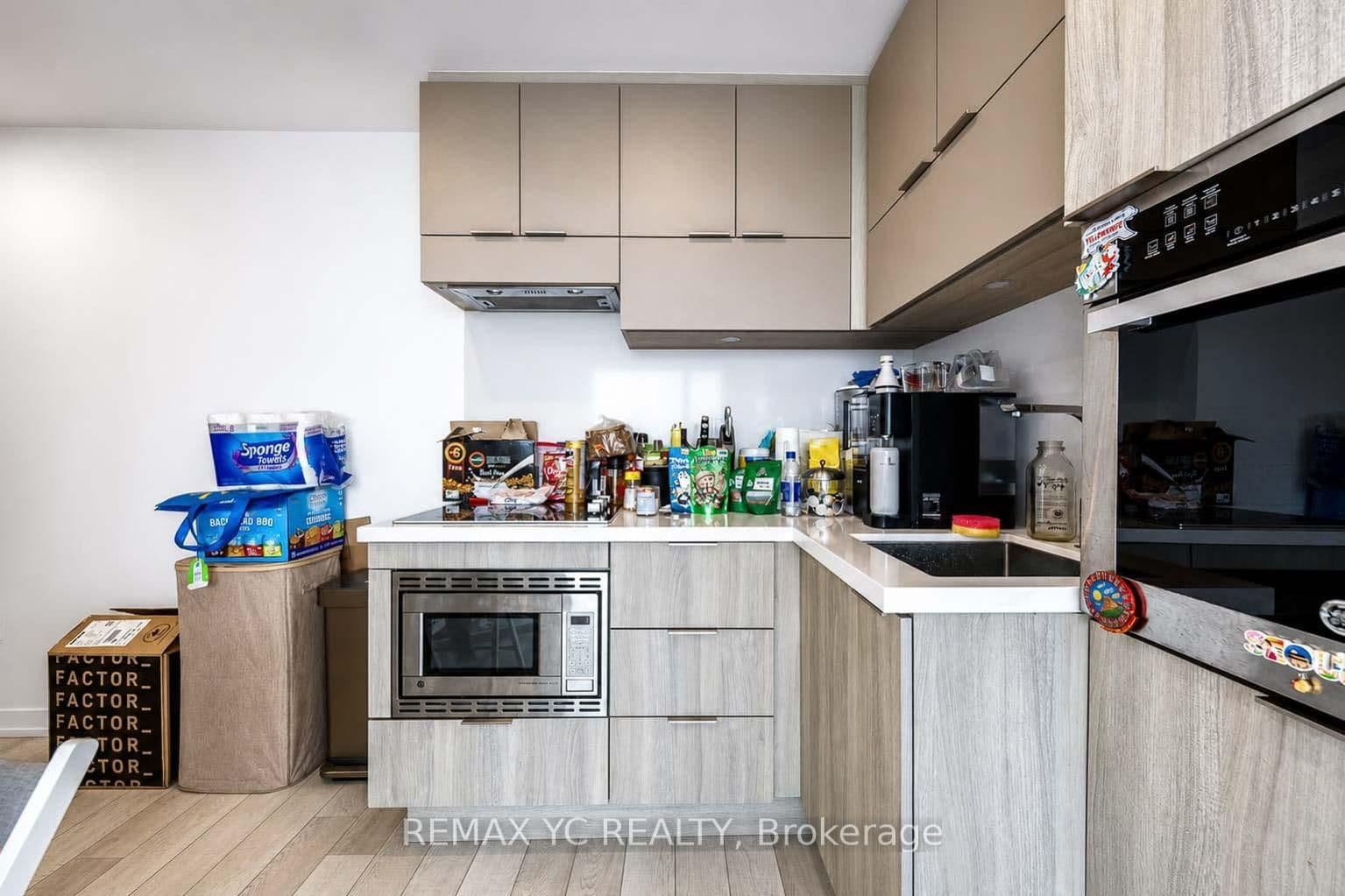 39 Roehampton Avenue, Unit 3708 thumbnail 5